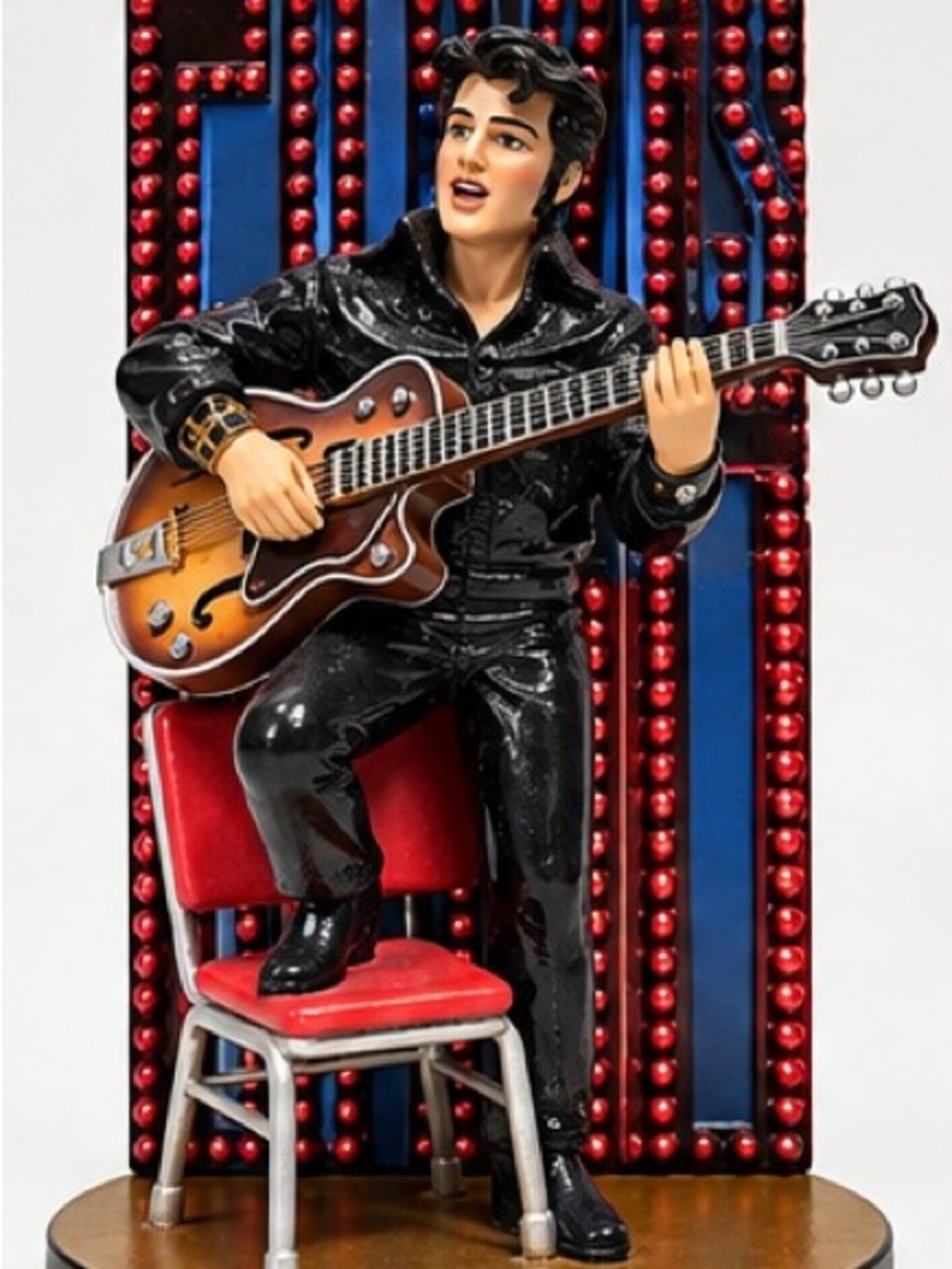 Elvis Presley 2001 Musical Figurine Guitar Playing ornament